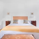 Monte Machial Private Villa, Pool & Event Space *