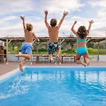 Monte Machial Private Villa, Pool & Event Space Alvega